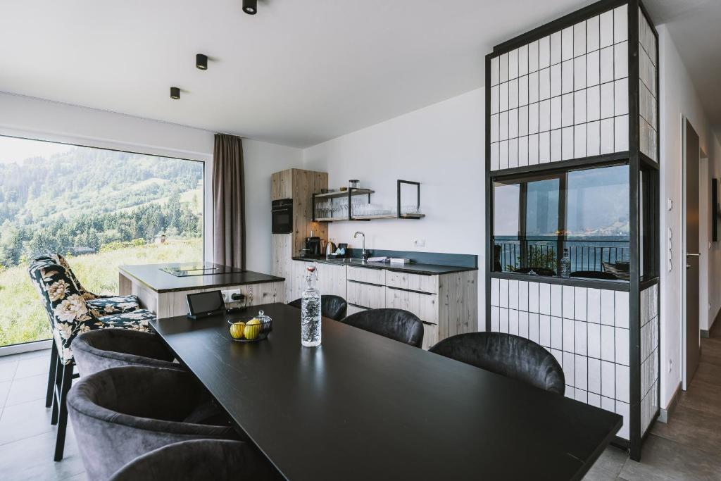 Nikolaus by AvenidA Panoramic Wellness Suites - 19