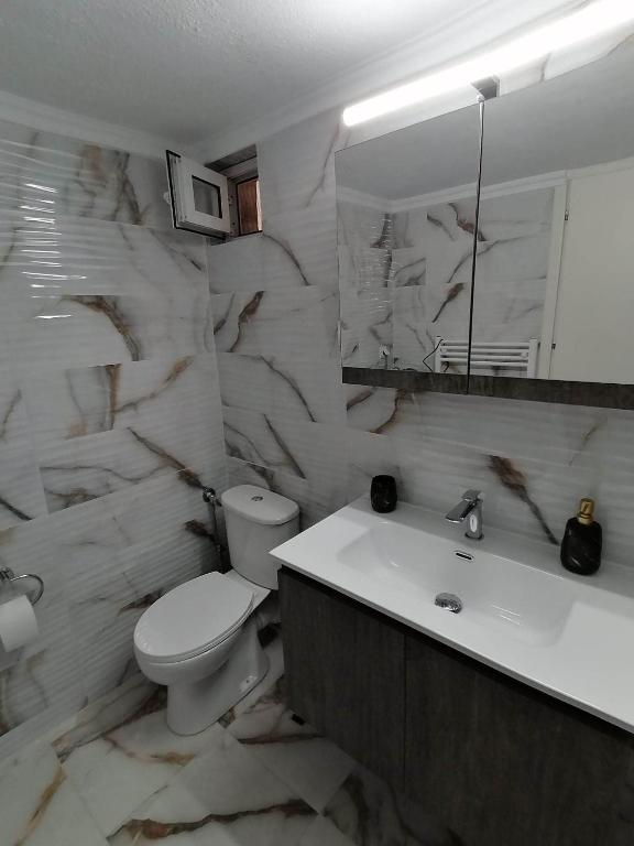 DZ Apartment AXD - 3