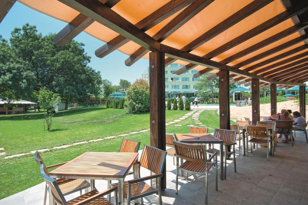 Zahrada ubytování Jeravi Club Hotel - All Inclusive