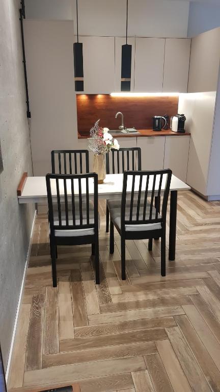 Active Residence C 408 - 12