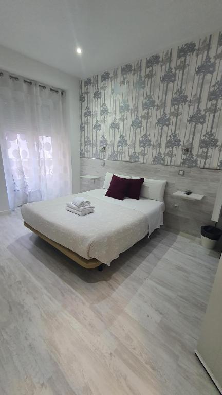 Hostal Met Madrid - 17