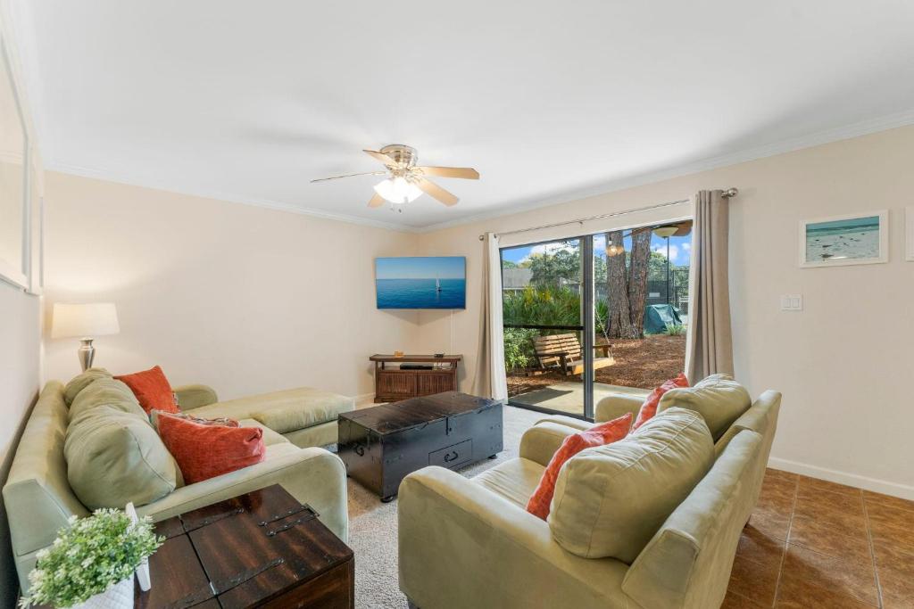 Seascape Villa - 18B