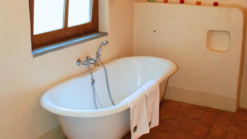 Koupelna v ubytování Hotel Podere Conti