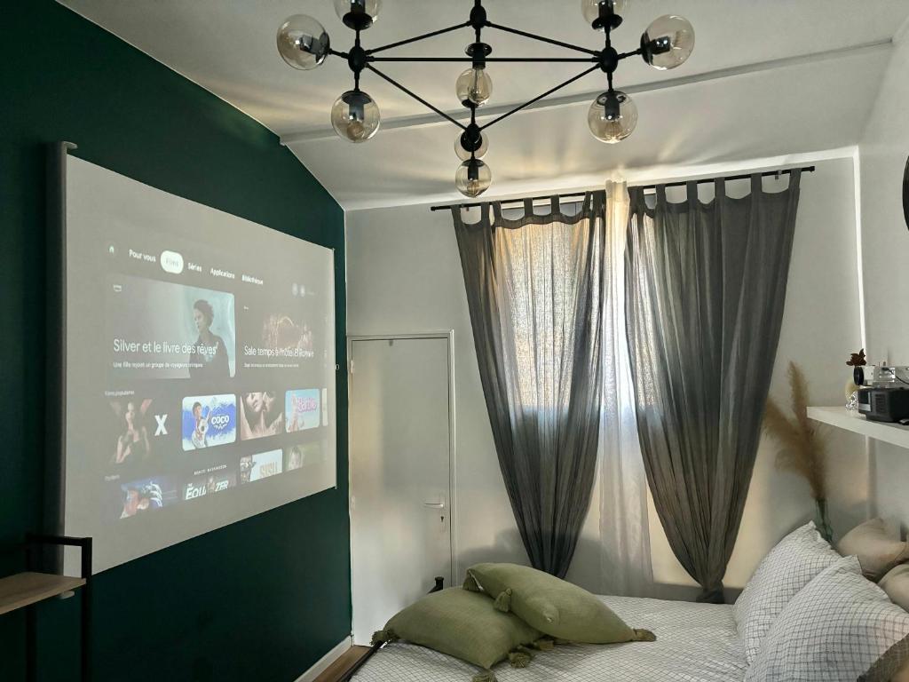 Photo de la galerie de l'établissement Maisonnette proche de Paris & Home cinema, à Bourg-la-Reine