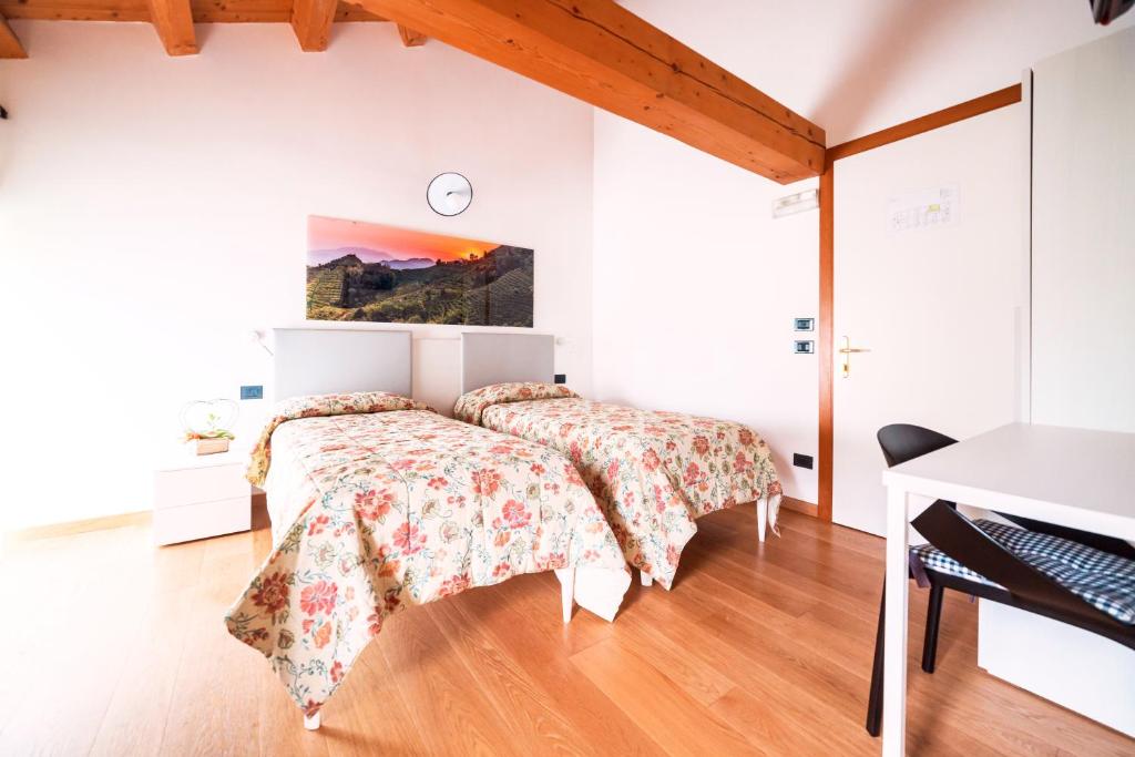 Col Delle Rane - Double Or Twin Room With Bathroom