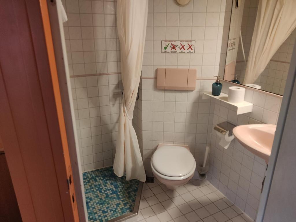 Shipotel-Berlin GmbH, Shipotel Eastern & Shipotel Western - 5