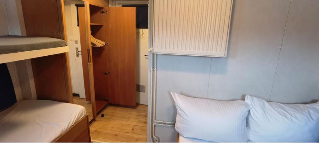 Shipotel-Berlin GmbH, Shipotel Eastern & Shipotel Western - 19