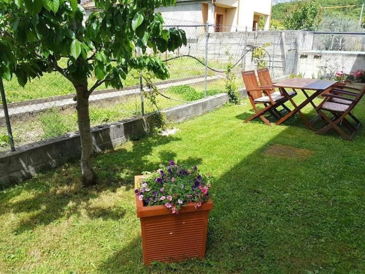 Zahrada ubytování L'arome de Ainsa