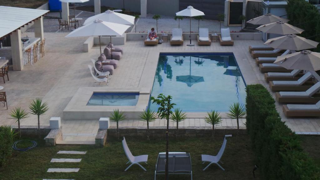 Niovi Boutique Apartments - 9