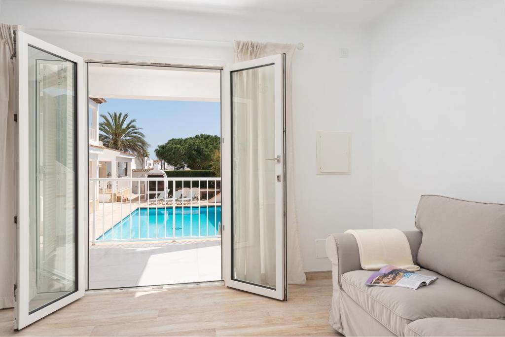 The swimming pool at or close to Apartment ONA ONE SUN with Pool, AC, BBQ, Wifi in Cala D'or