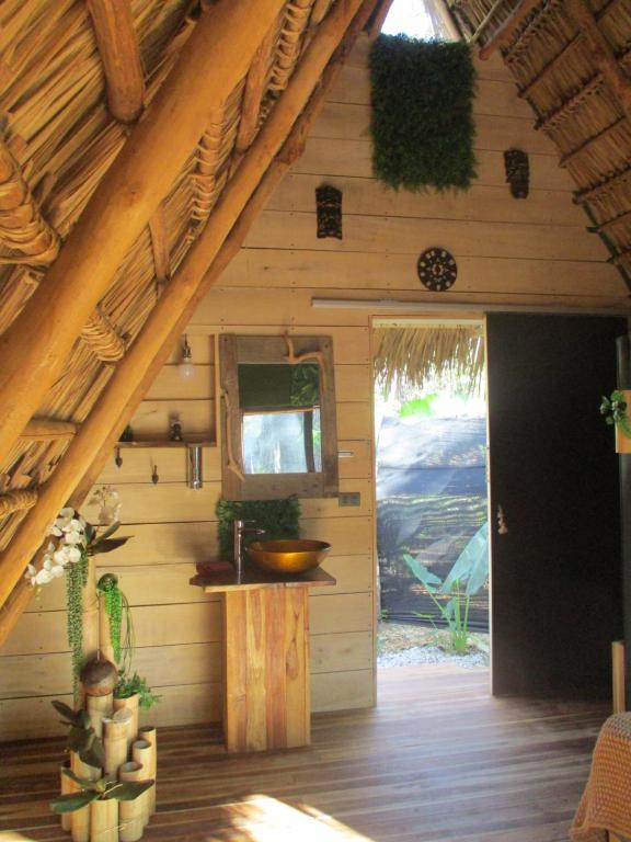 Příroda nedaleko luxury tent