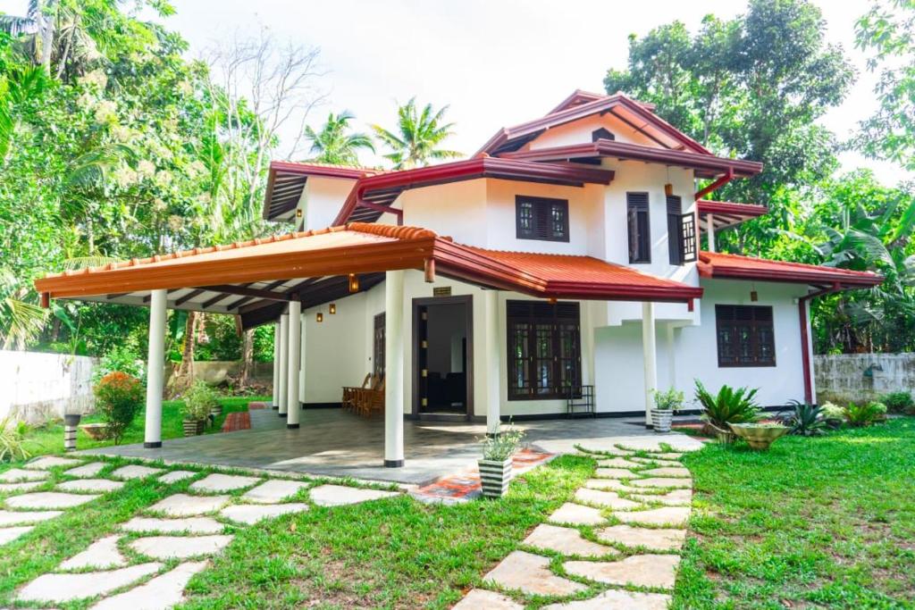 Sandaru Villa - отзывы и видео