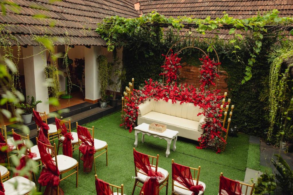 Kayyalas Courtyard - Housity