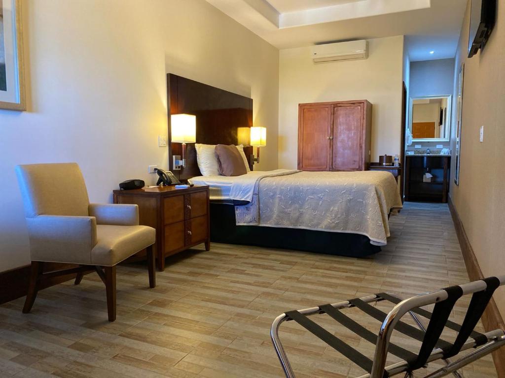 Hotel Hacienda Santana