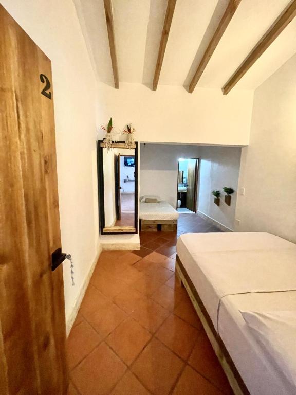 Postel nebo postele na pokoji v ubytování Finca Hotel el Valhalla