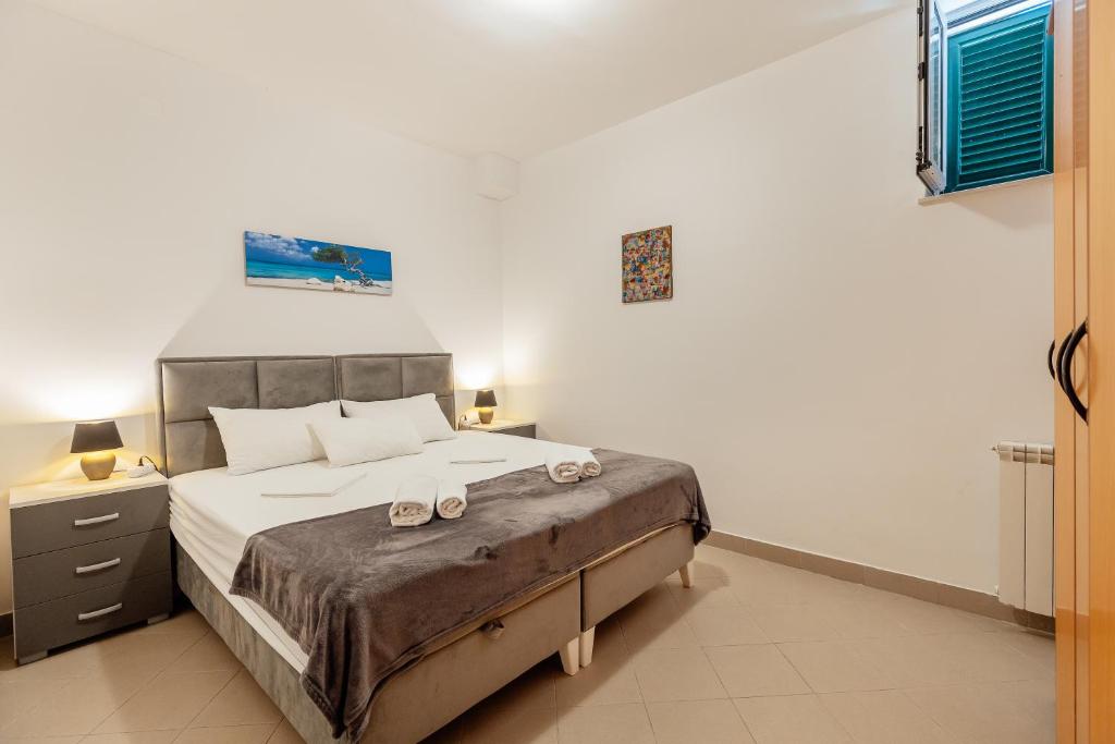 Palma Apartments - Standard Apartment