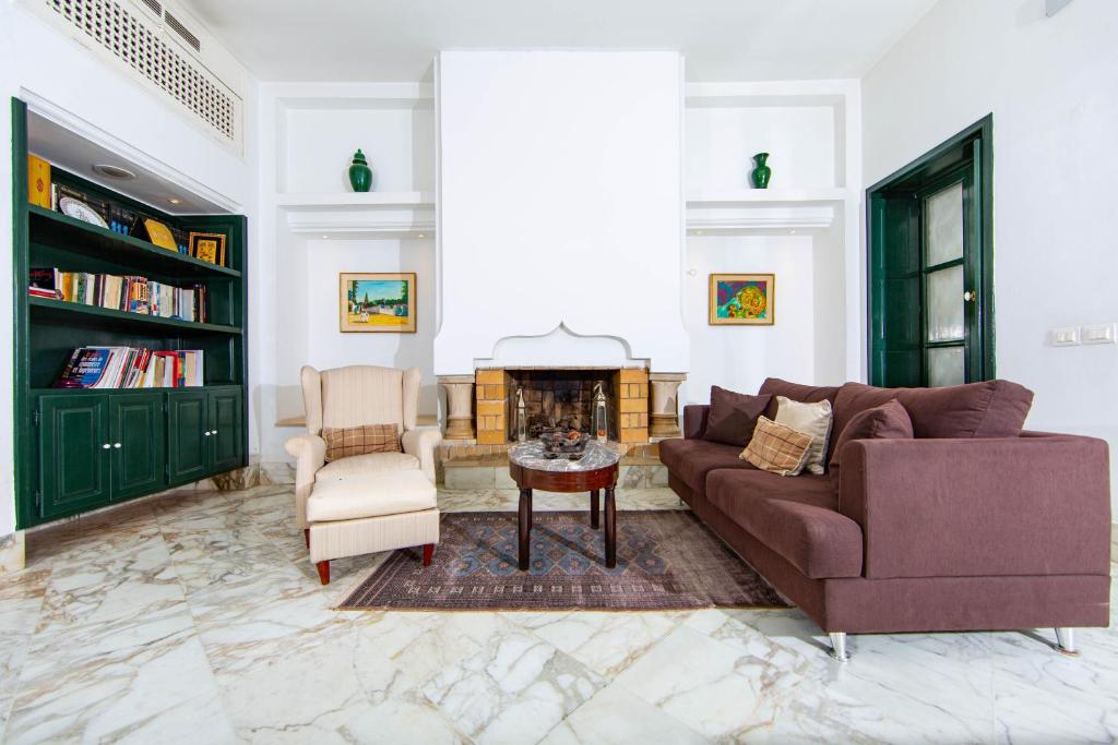 Posezení v ubytování Arabesque House