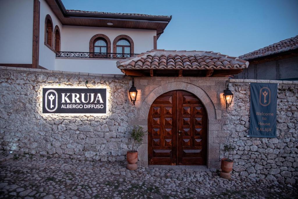 Certifikát, hodnocení, plakát nebo jiný dokument vystavený v ubytování Kruja Albergo Diffuso , Inside Kruja Castle