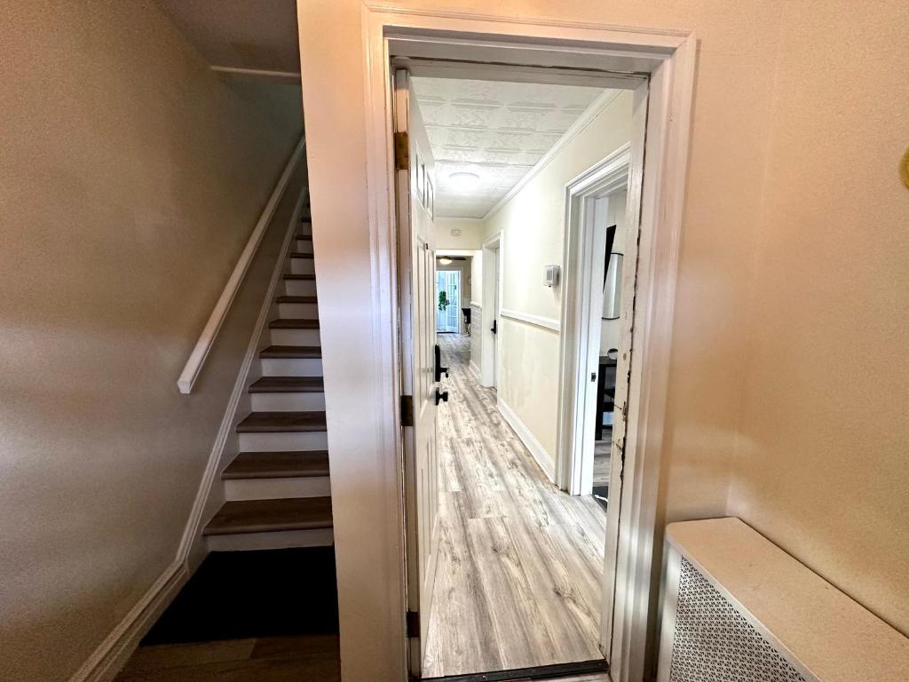 Fotografie z fotogalerie ubytování 1-A Diamond in Yonkers, NY v destinaci Yonkers