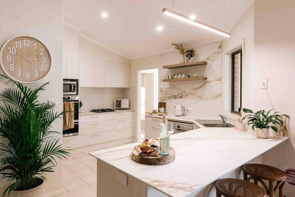 Kuchyň nebo kuchyňský kout v ubytování Budgaribah