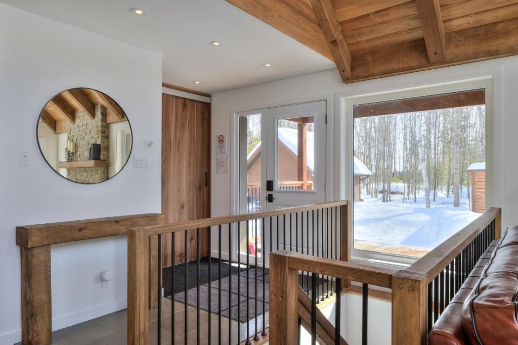 Φωτογραφία από το άλμπουμ του Pine Tree Lodge σε Saint-Rémi-dʼAmherst
