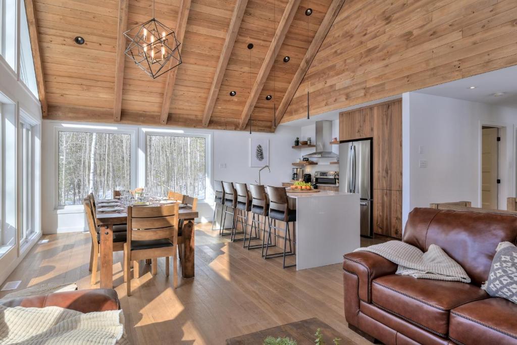 Η κουζίνα ή μικρή κουζίνα στο Pine Tree Lodge