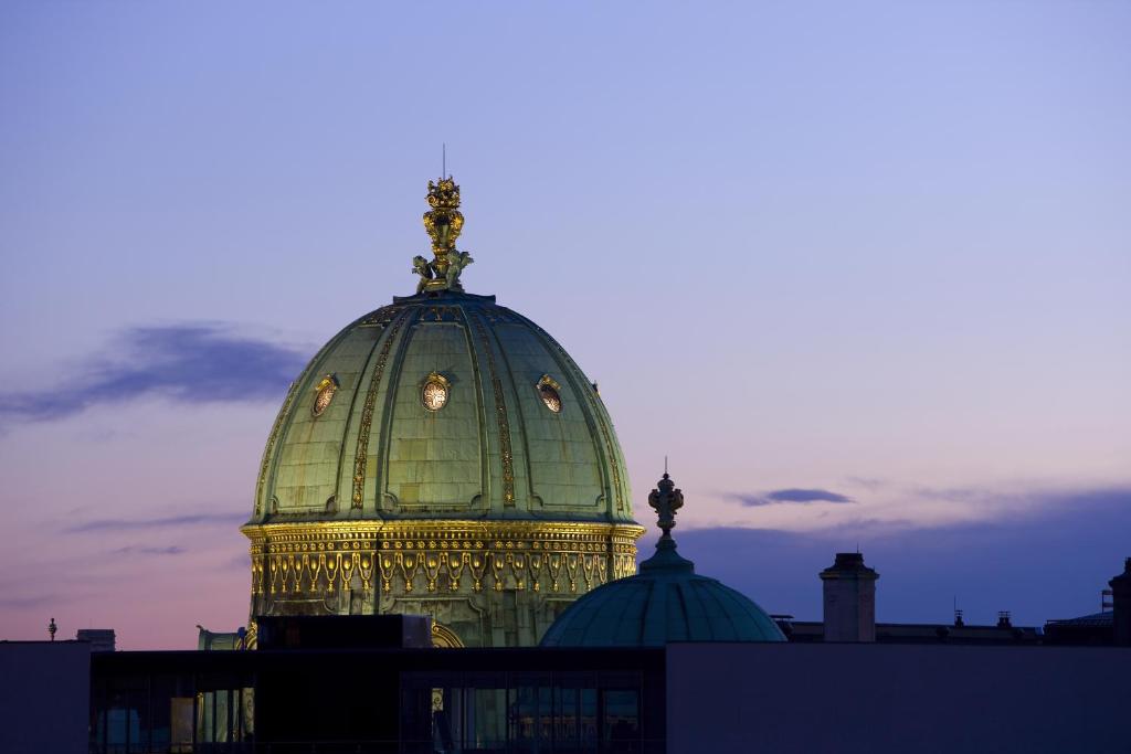 Steigenberger Hotel Herrenhof - Resim 32