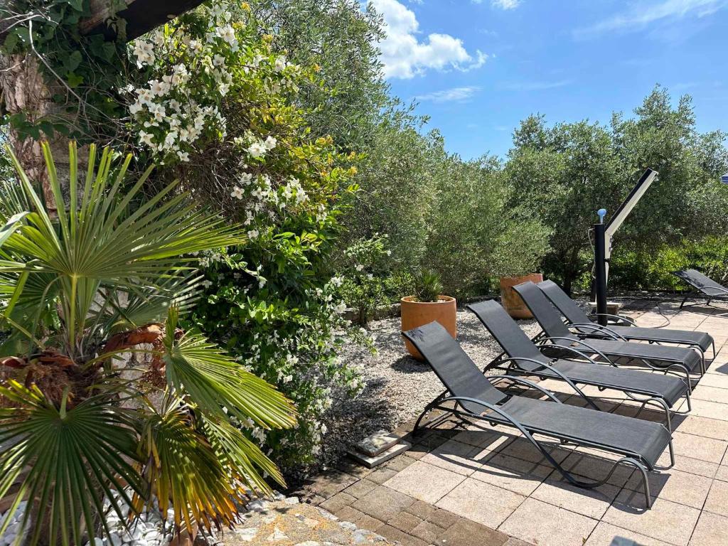 Vonkajšia záhrada v ubytovaní Holiday home in Vrbnik - Insel Krk 42239