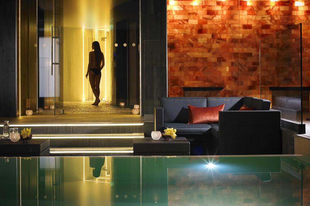 Posezení v ubytování Westport Coast Hotel