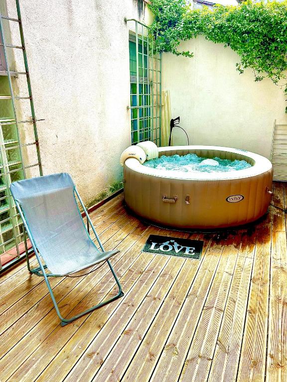 Fotografia z galérie ubytovania Le Patio Jacuzzi Centre v destinácii Toulouse