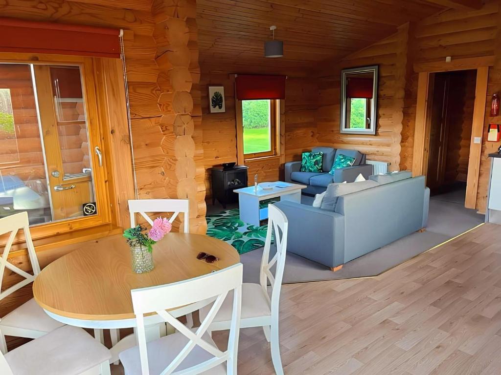 Little Eden Country Park, Bridlington with Private Hot Tubs - Cabaña De Troncos De Lujo