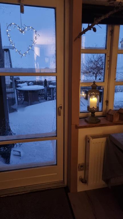 Marsvinslund bed and breakfast v zimě
