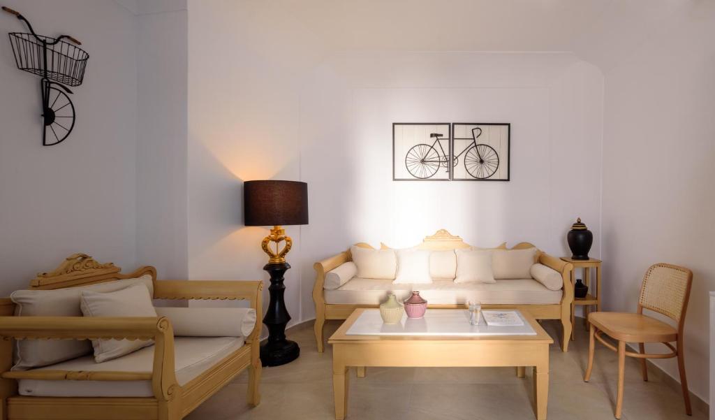 Kamares Apartments - 11