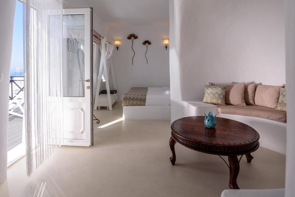 Kamares Apartments - 2