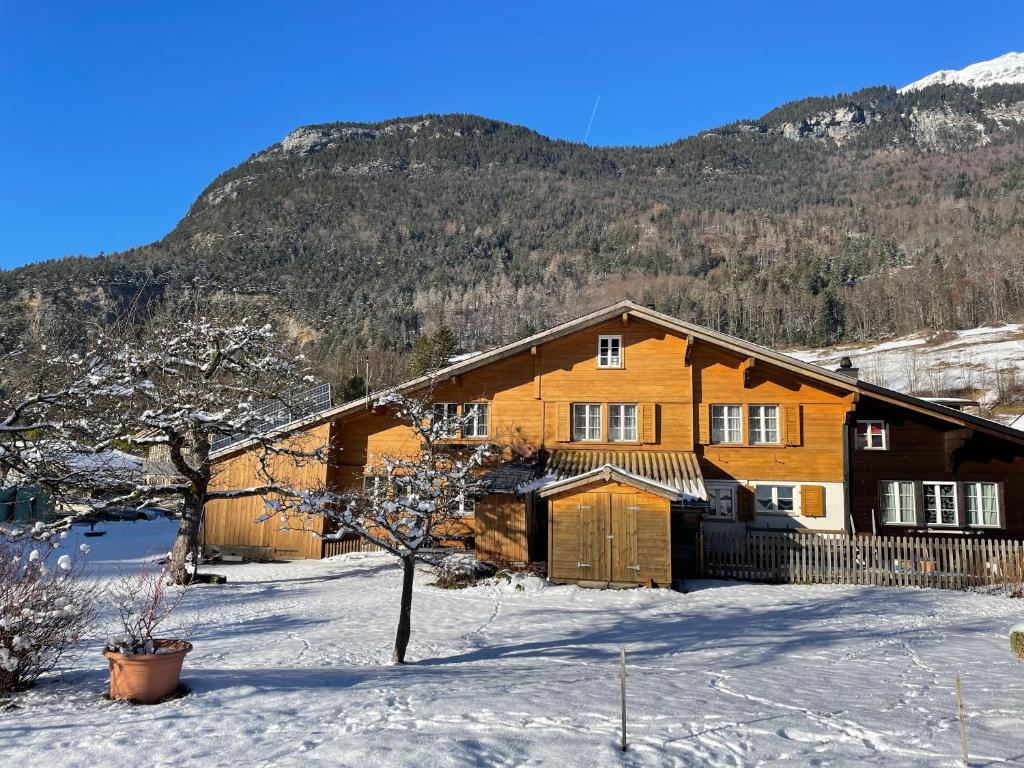 Nespecifikovaný výhled na hory nebo výhled na hory při pohledu z apartmánu