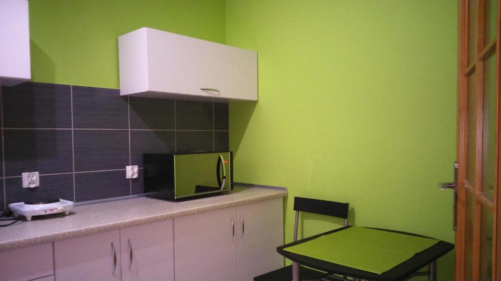 Kuchyňa alebo kuchynka v ubytovaní Pokoje Gościnne u Agaty
