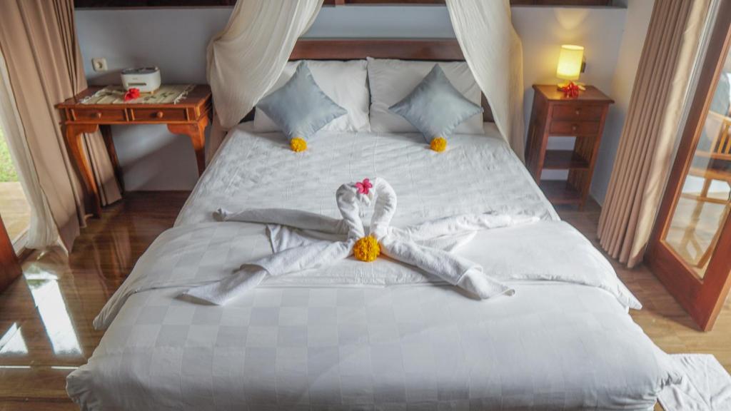 Nyamane Ubud Green View Villas by EPS - Double Room With Pool View