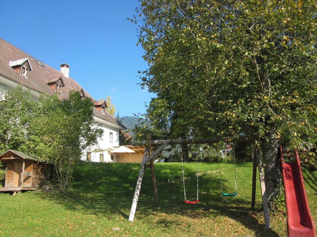 Aed väljaspool majutusasutust Steiner Stammhaus
