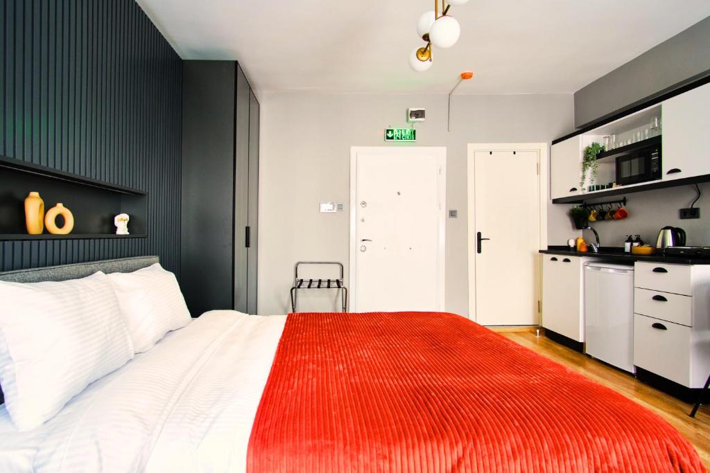 TAKS-INN Suites - Superior Triple Room