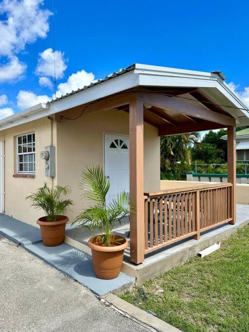 Island Life Apartment, Bridgetown (updated prices 2024)