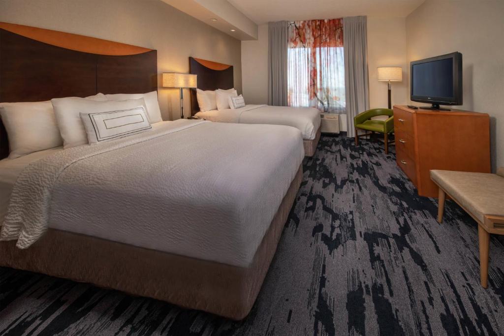 Fairfield Inn and Suites by Marriott Harrisonburg - Estudio Con Dos Camas Queen Y Sofá Cama
