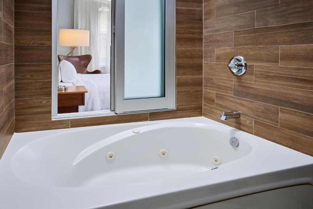 Fairfield Inn & Suites by Marriott Ottawa Kanata - Resim 17