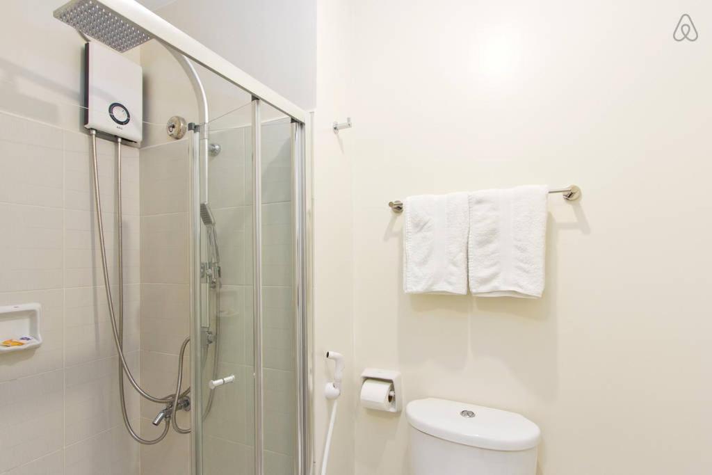 Condo Studio Luxe in Princeton Residences - Studio De Luxe