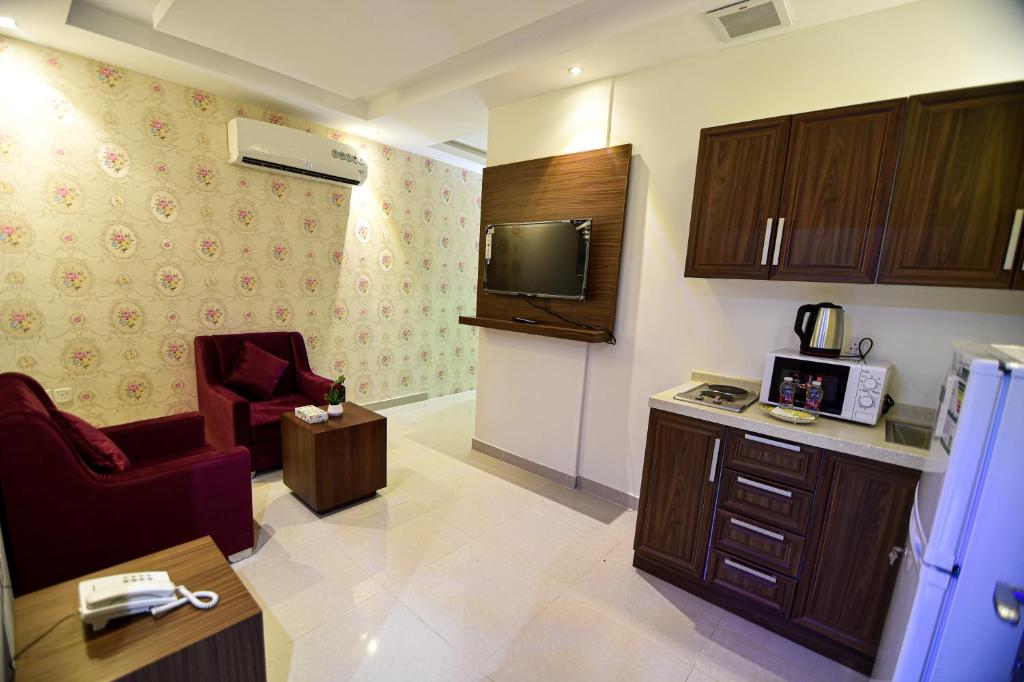 هذه ليلتي فرع الحمراء- This Lailaty Al Hamra Branch - Single Room With Bath