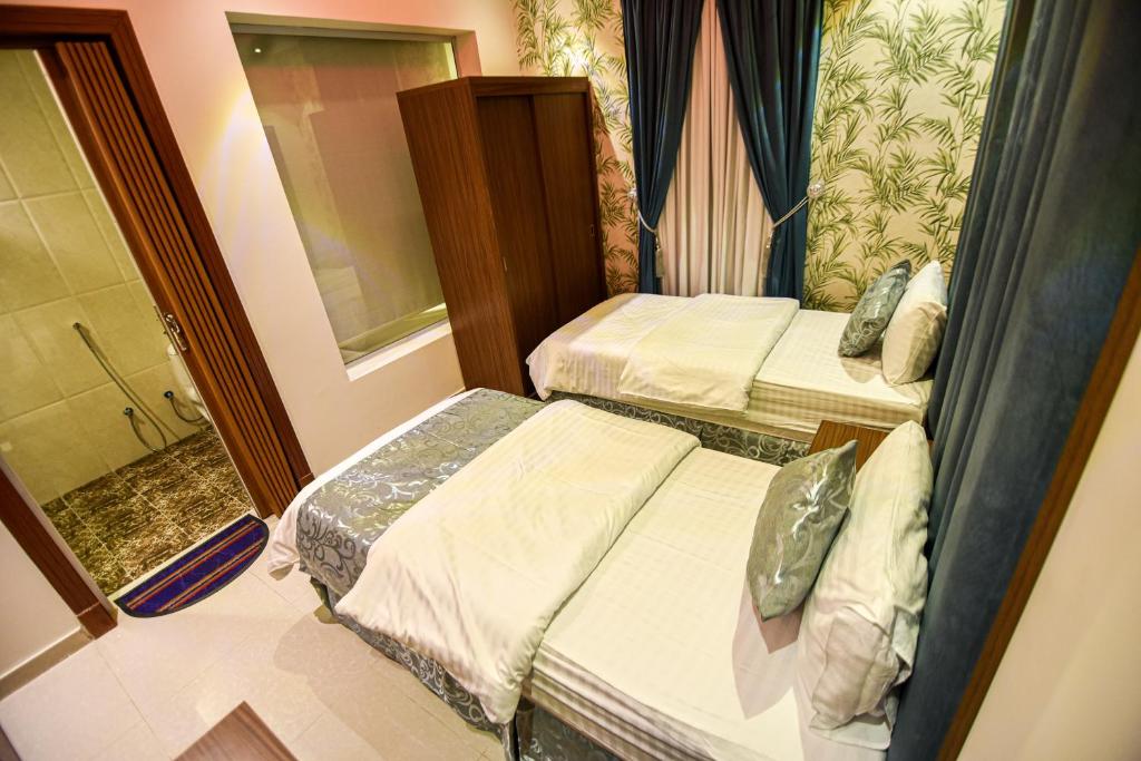 هذه ليلتي فرع الحمراء- This Lailaty Al Hamra Branch - Two-Bedroom Apartment