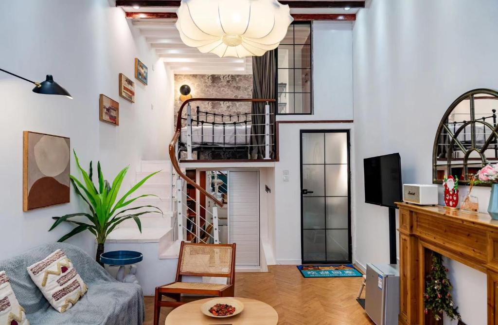Posezení v ubytování Shanghai Downtown Blossom B&B- Yongkang Road