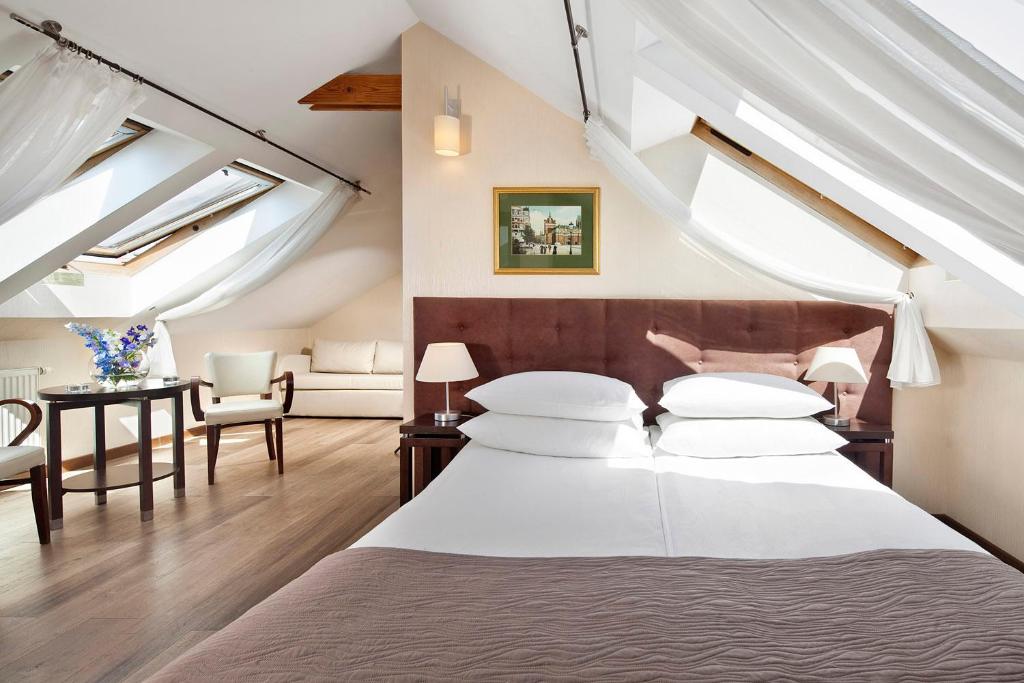 Hotel Bonum Old Town - Resim 42