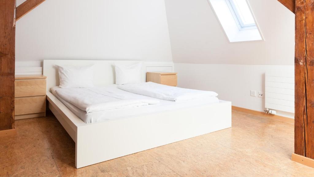 Swiss Star Zurich Sihlfeld - Self Check-In - Penthouse Apartment