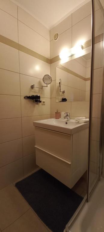 A bathroom at Appartementhaus Daniel