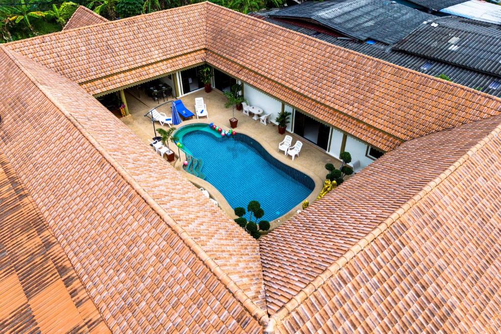 Bazén v ubytování Siam Court Hotel and Resort nebo v jeho okolí